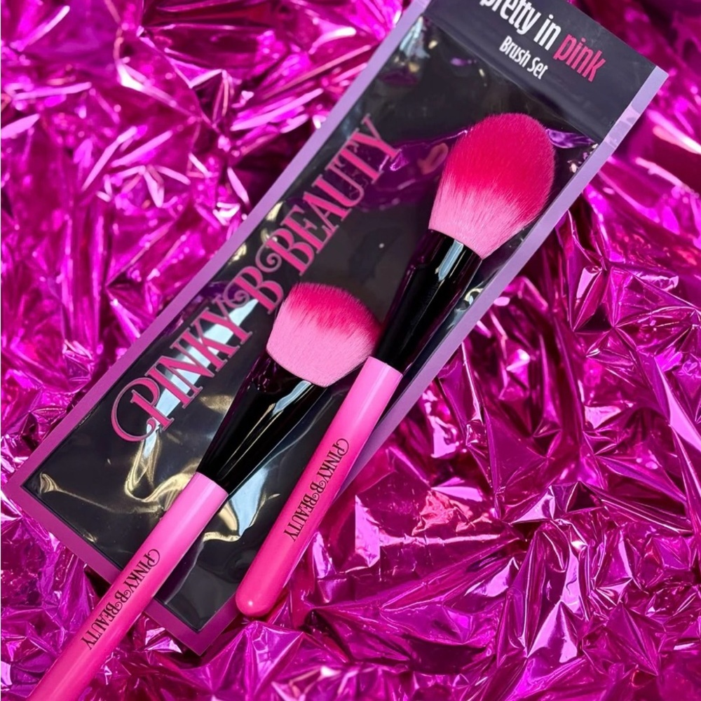 🩷🆕🩷 Pretty in Pink Brush Set